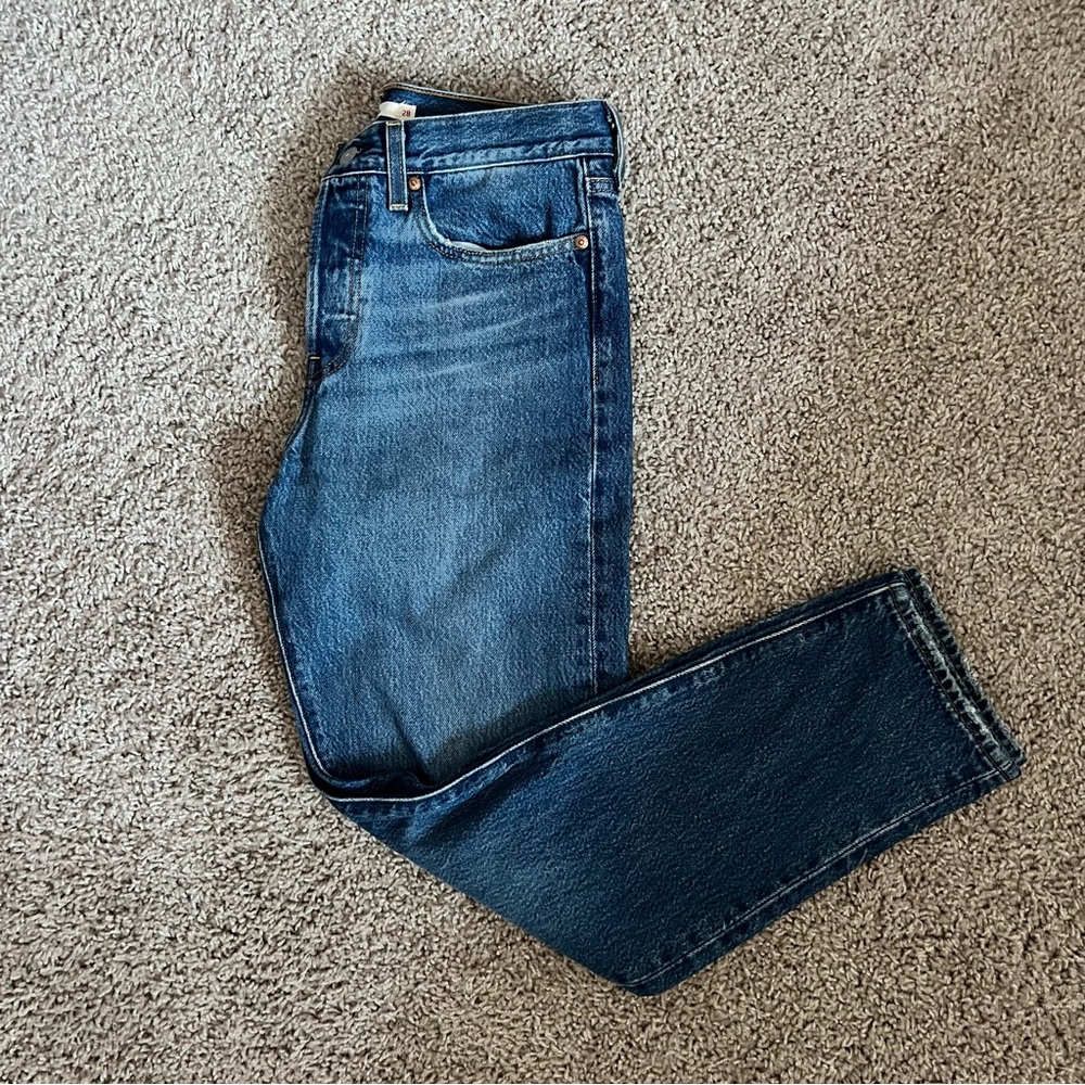 Levi’s wedgie jeans